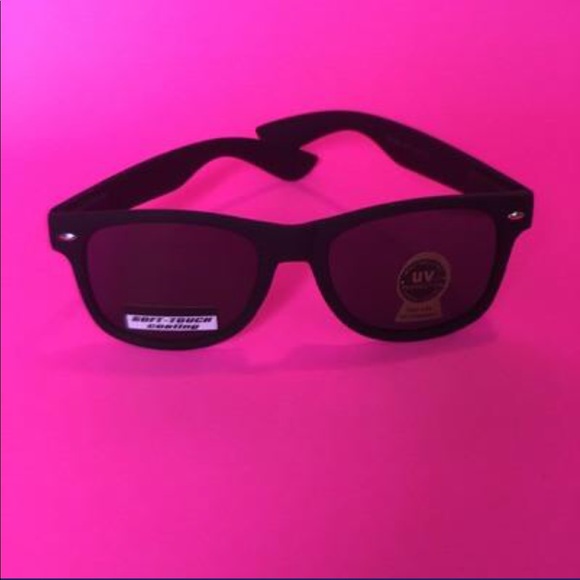 Matte wafers sunglasses  All eyewear 3 for $30 - Picture 2 of 3